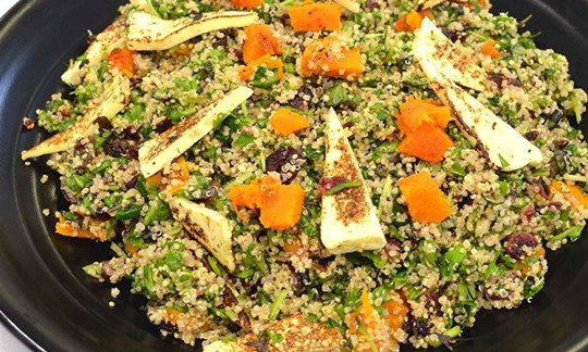 Haloumi and Quinoa Salad (v,gf)