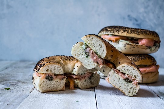 Smoked salmon bagels, cream cheese, dill & capers