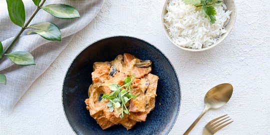 Individual Tofu Thai Red Curry & Rice 🔥