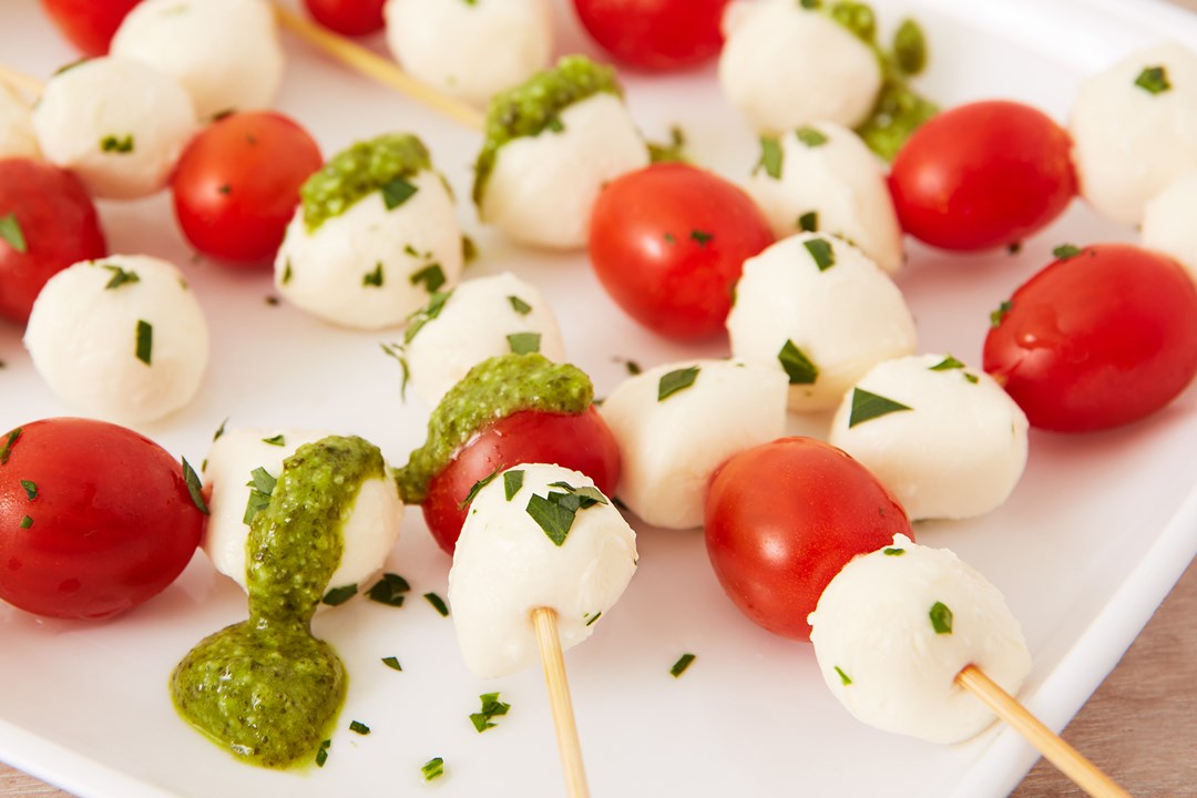 Mozzarella Cherry Tomato Skewers Bi Rite Catering   A5882a7dd9e14f3480f3cf02eb9c14aa 1080w 