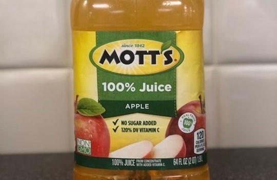 Motts Apple Juice 64oz