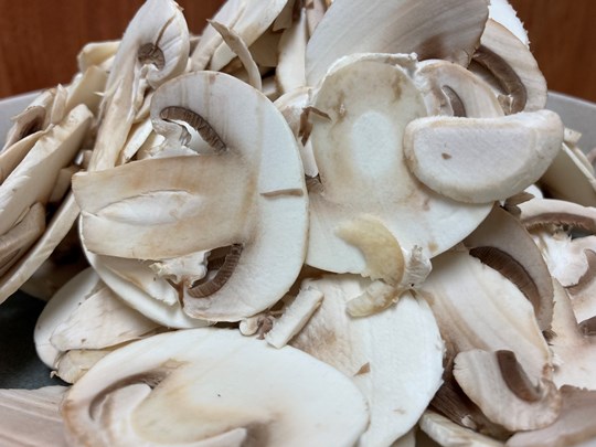Mushrooms Sliced 1Kg