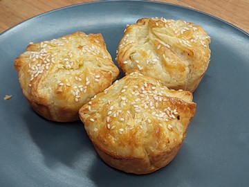 Mini Chicken and Vegetable Pie (12 pack)