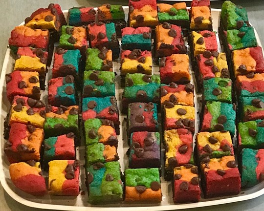 Baked in Color Bite-Sized Brookie Platters