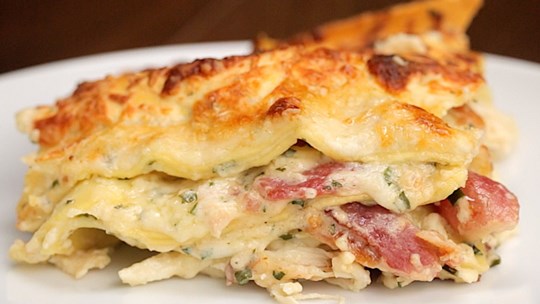 Chicken & Bacon Lasagne - Large Tray (Serves 4-6)