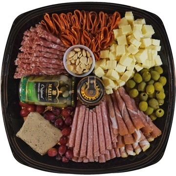 Artisan Charcuterie Platter with Assorted Gourmet Crackers