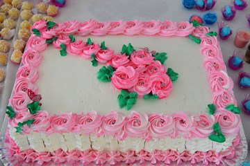 Customized Cakes - Midtowne Market